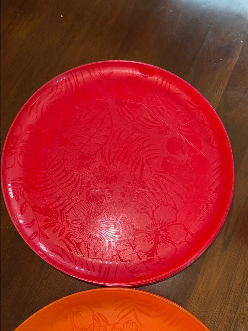 Heavy Reusable Dinnerware Plastic Hawaiian Luau Plates Bowls Cups Set